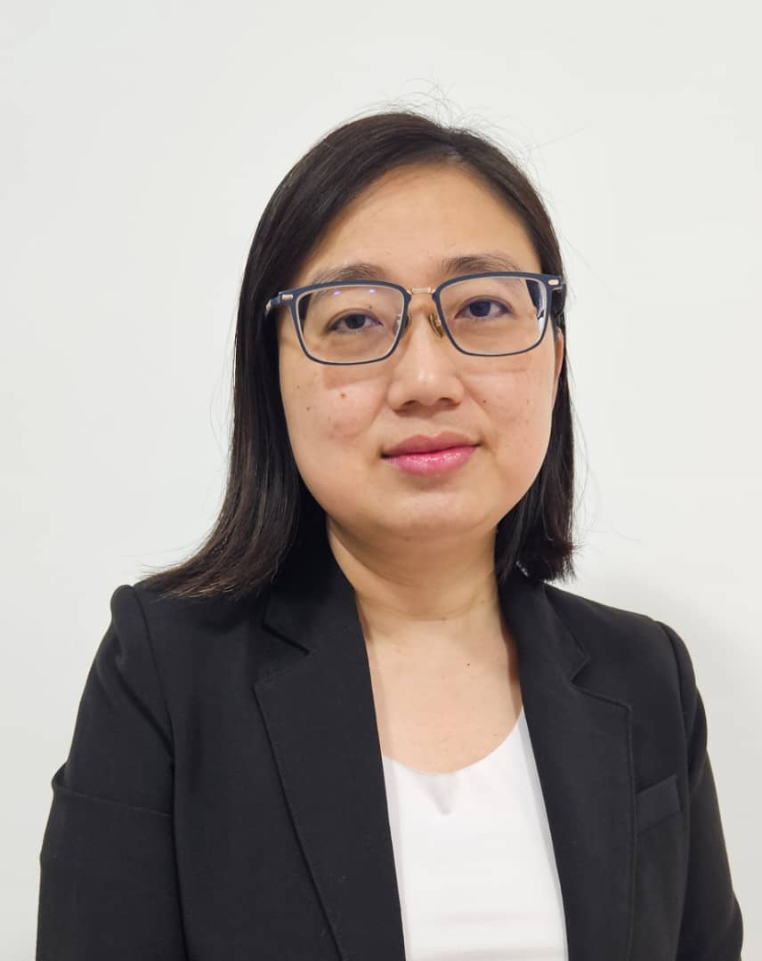 Portrait of Dr Ng Wei Ping